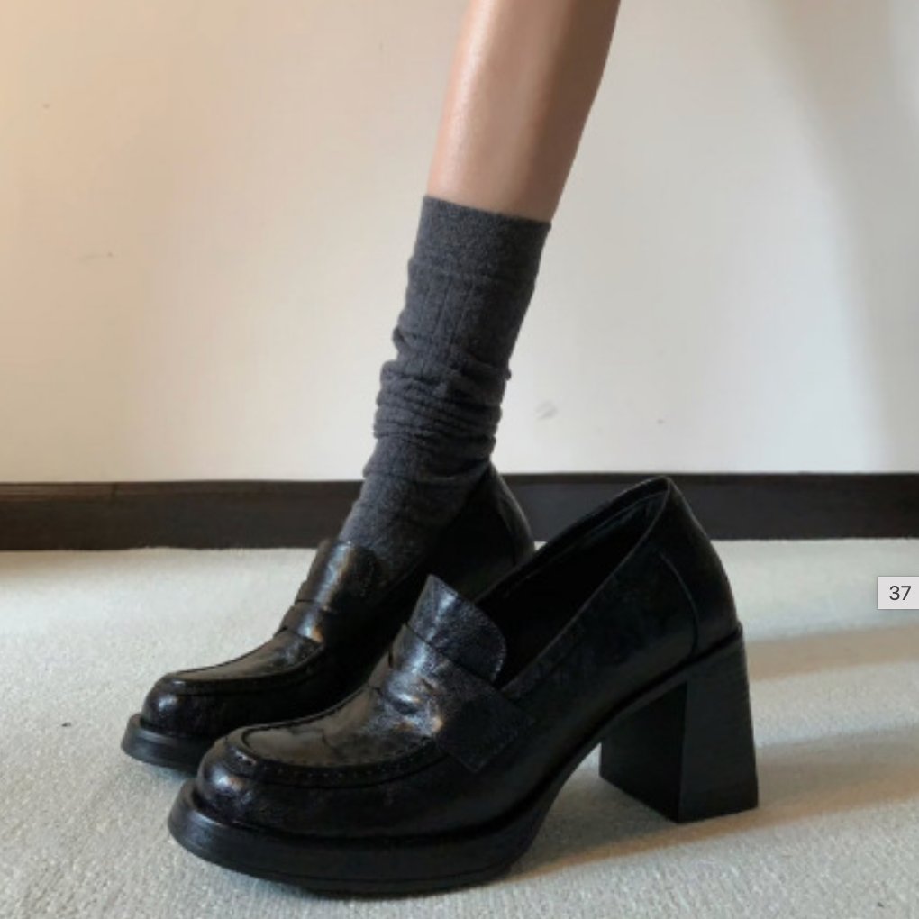 B701 SHOES