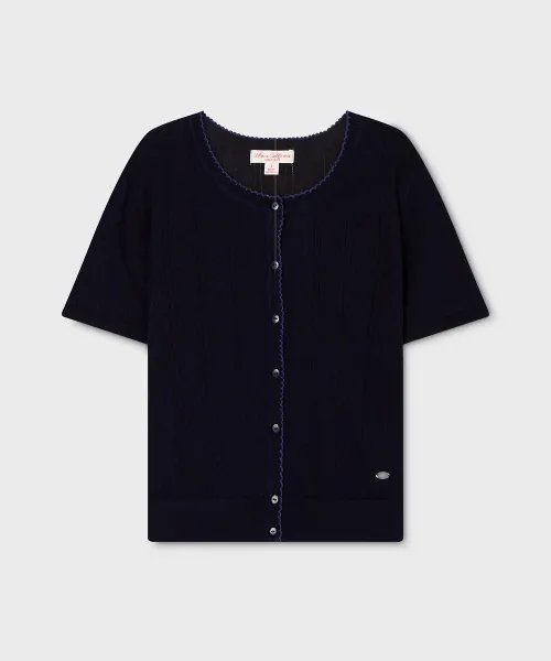 WHO A U WU102 TOP